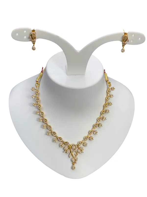 Matt_Gold_Elegant_Crystal_Vine_Necklace_Set_For_Women