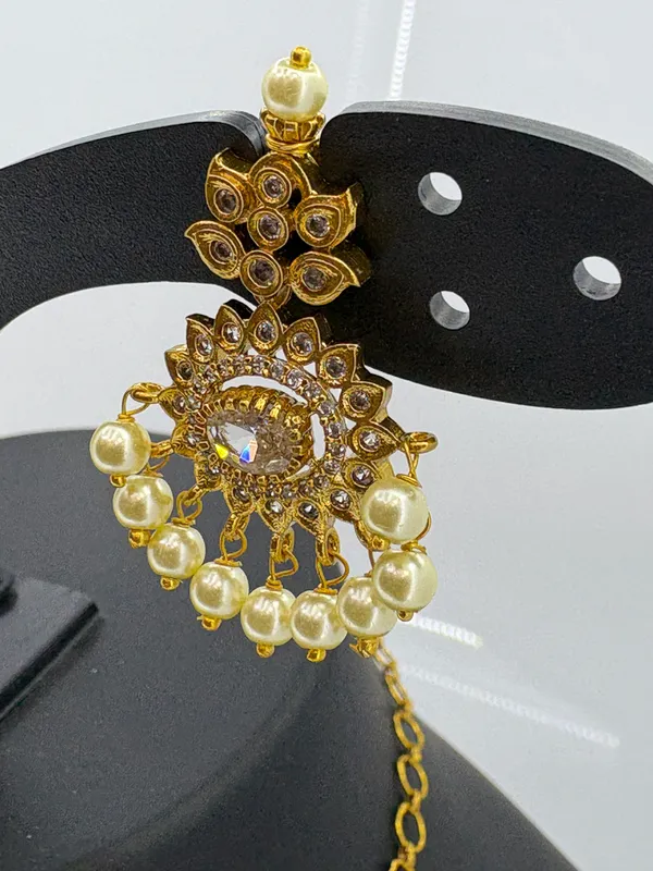 Bridal_Gold-Plated_Necklace_Set_with_Pearl_Drops_&_Designer_Pendant