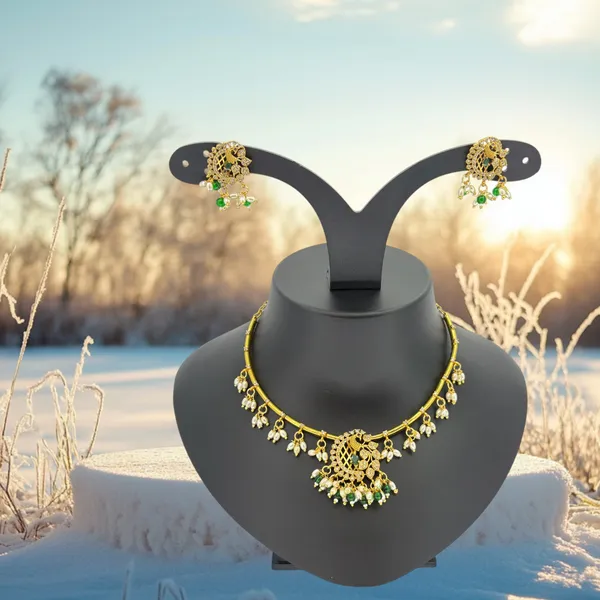 Traditional_Gold-Plated_Green_&_Pearl_Choker_Necklace_Set_with_Earrings