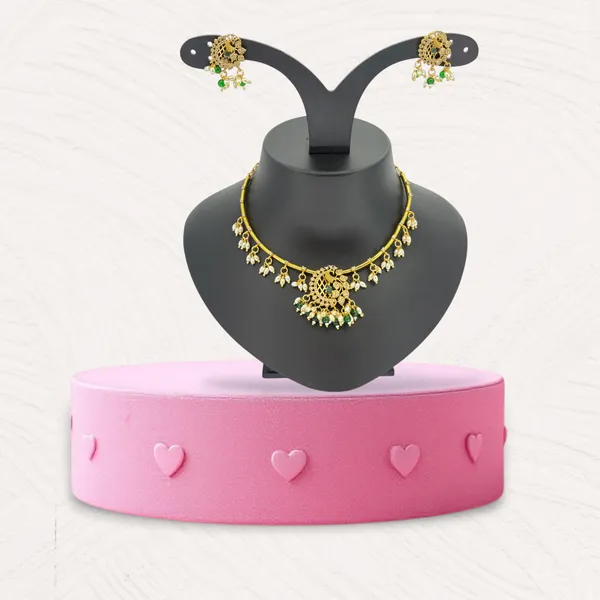Traditional_Gold-Plated_Green_&_Pearl_Choker_Necklace_Set_with_Earrings