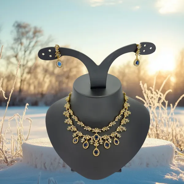 Elegant_Floral_Necklace_Set_with_Navy_Blue_Stones