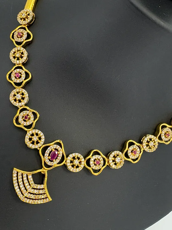 Royal_Ruby_Bloom_Necklace_Set