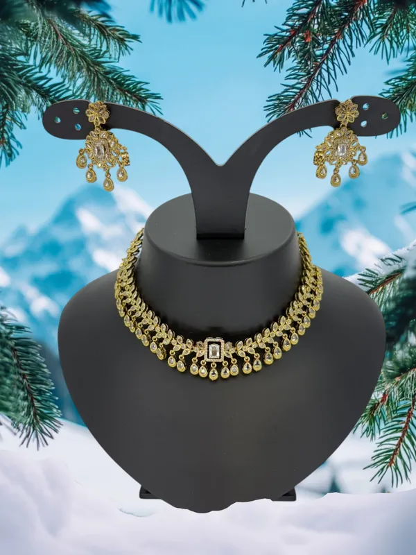 Royale_Interchangeable_Stone_Choker_Set
