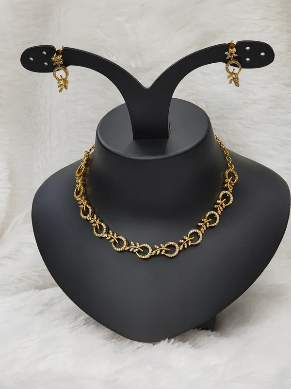 Matt_Gold_American_Diamond_Stone_Necklace_with_Earring_Set_For_Women