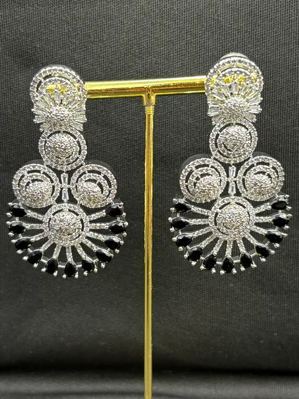 Deep_Black_Jet_American_Diamond_Stone_Earring_Set_For_Women