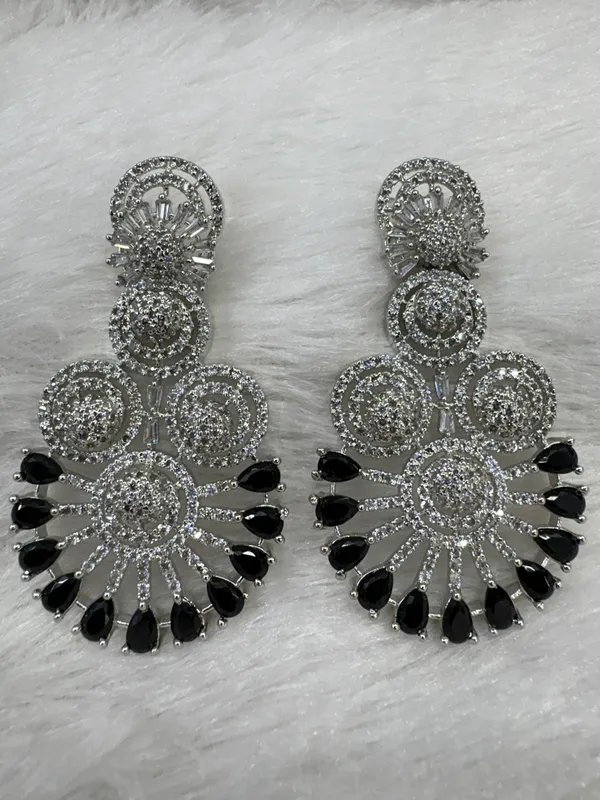 Deep_Black_Jet_American_Diamond_Stone_Earring_Set_For_Women