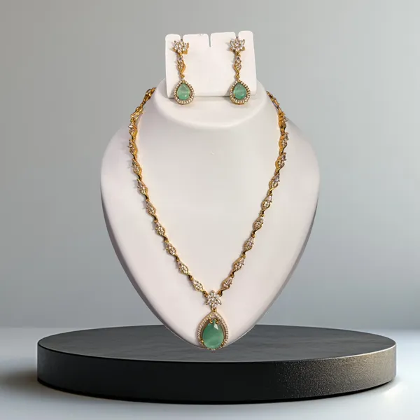 Emerald_Elegance_Necklace_with_Earring_Set_For_Women
