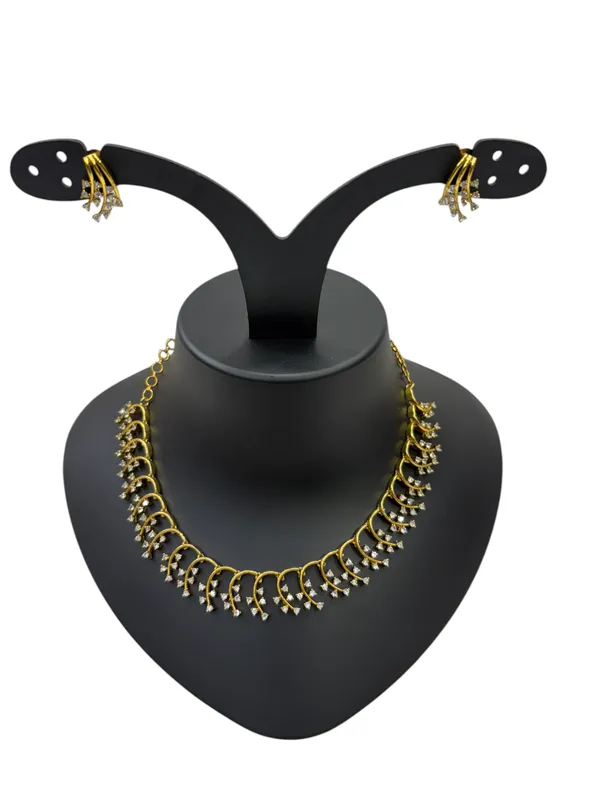 Matt_Gold_American_Diamond_Stone_Necklace_with_Earring_Set_For_Women