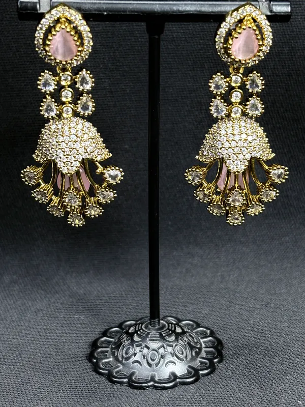 Matte_Gold_American_Diamond_Stone_Earring_Set_For_Women