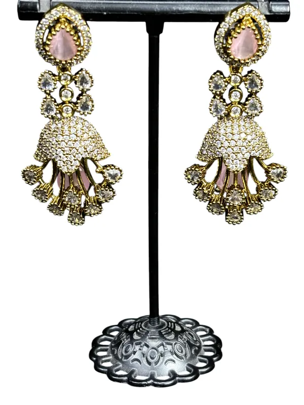 Matte_Gold_American_Diamond_Stone_Earring_Set_For_Women