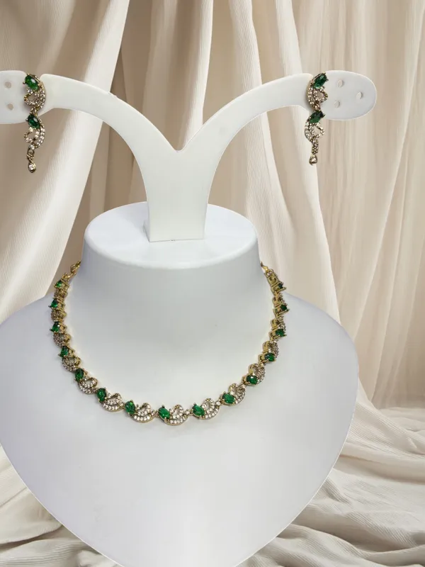 Emerald_Wave_CZ_Necklace_Set_For_Women