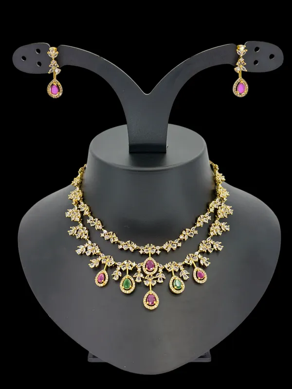 Emerald_Bloom_Leaf_Necklace_Set