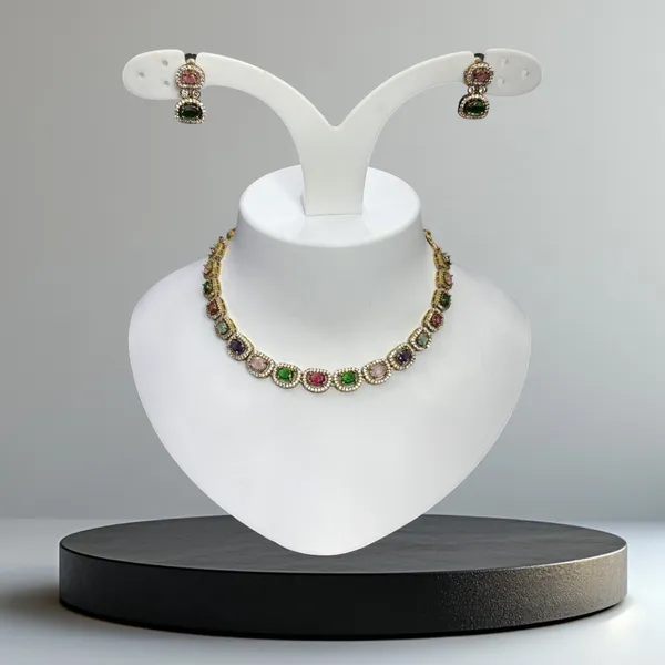 Royal_Multicolor_Oval_Necklace_Set_For_Women