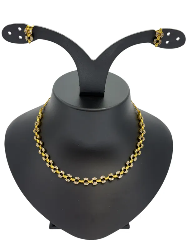 Floral_Gold-Plated_Short_Necklace_Set