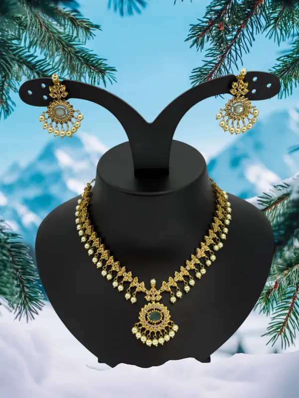 Mint_Stone_Designer_Necklace_Set_with_Pearl_Drops_&_Pendant