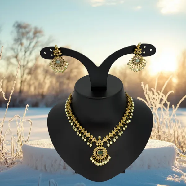 Mint_Stone_Designer_Necklace_Set_with_Pearl_Drops_&_Pendant
