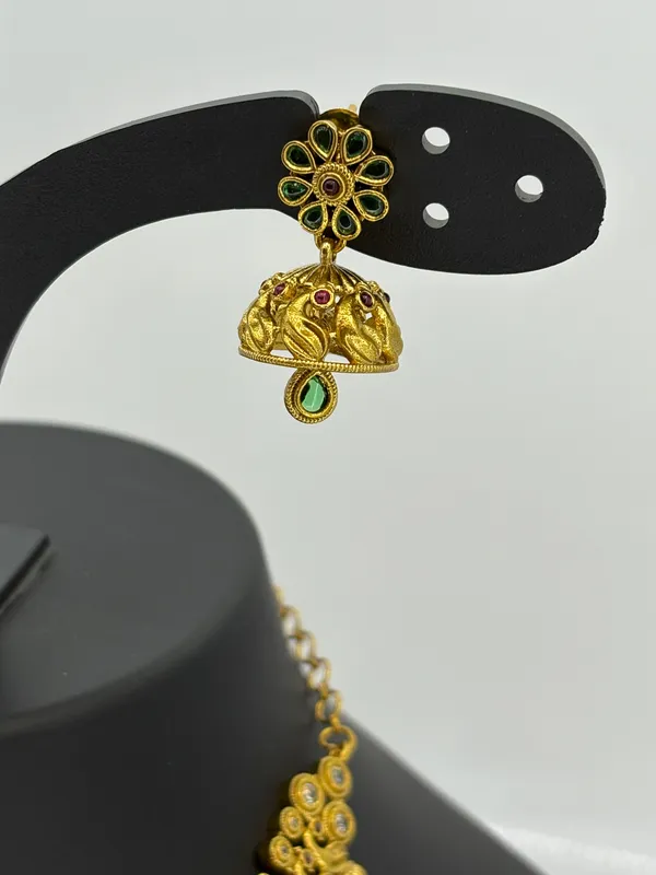 Traditional_Gold-Plated_Lakshmi_Coin_&_Temple_Design_Necklace_Set