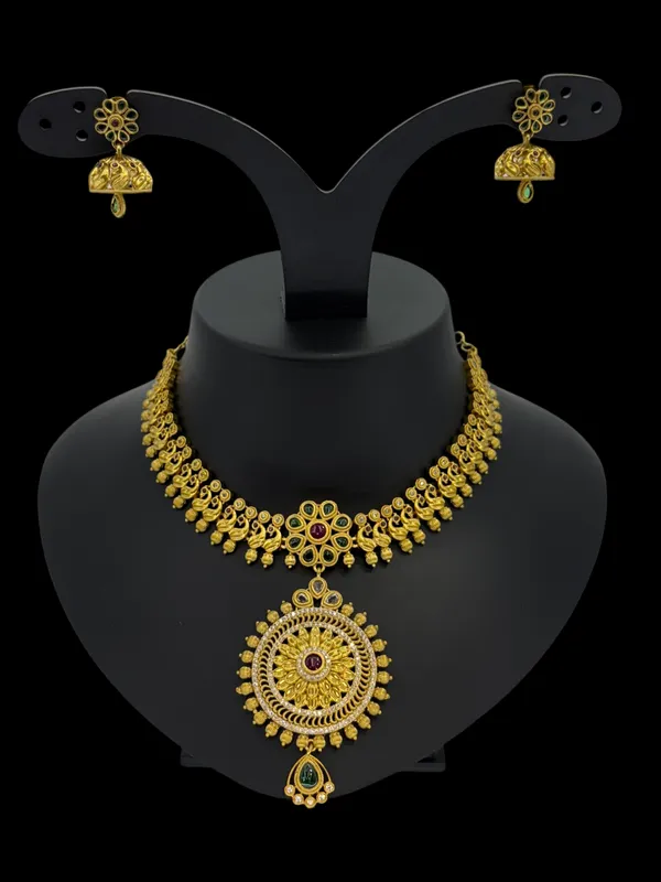 Traditional_Gold-Plated_Lakshmi_Coin_&_Temple_Design_Necklace_Set