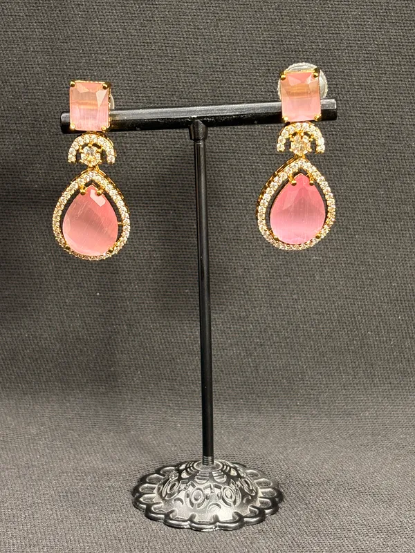 Gold_American_Diamond_Stone_Earring_Set_For_Women
