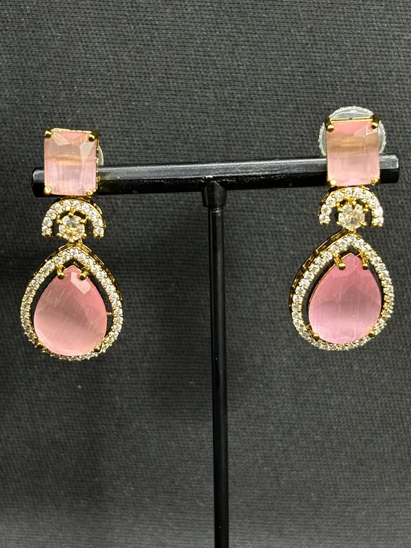 Gold_American_Diamond_Stone_Earring_Set_For_Women
