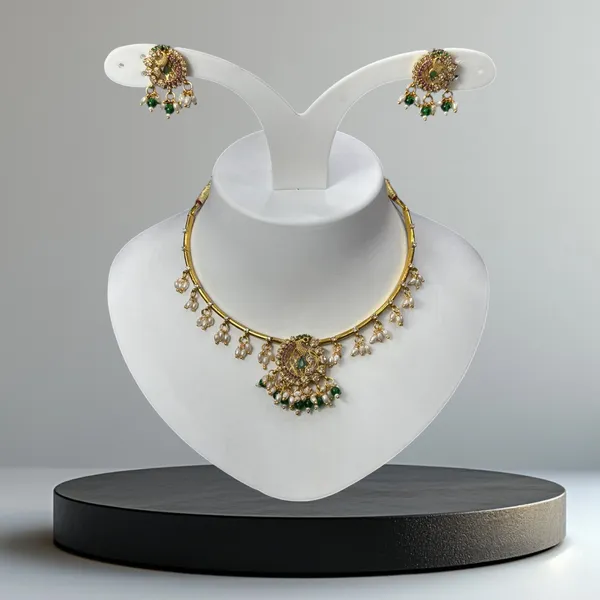 Matt_Gold_Antique_Necklace_Set_For_Women