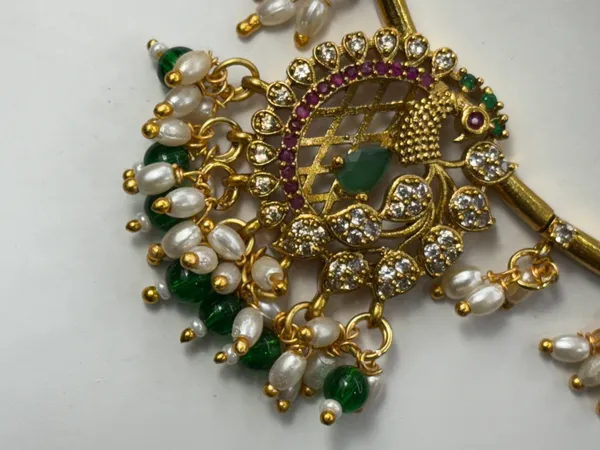 Matt_Gold_Antique_Necklace_Set_For_Women