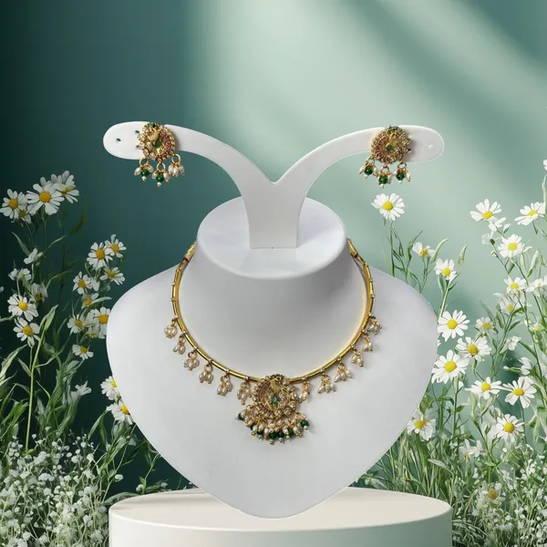 Matt_Gold_Antique_Necklace_Set_For_Women