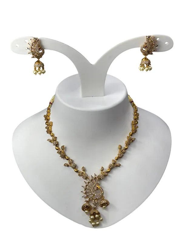 Regal_Peacock_Pearl_Necklace_Set_For_Women