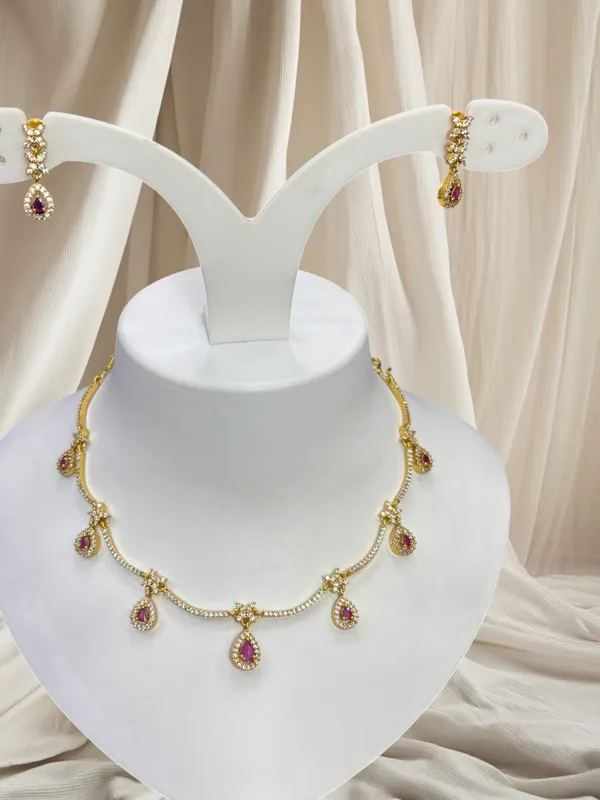 Matt_Gold_Pink_Elegance_Teardrop_Necklace_Set_For_Women