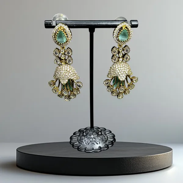 Matte_Gold_American_Diamond_Stone_Earring_Set_For_Women