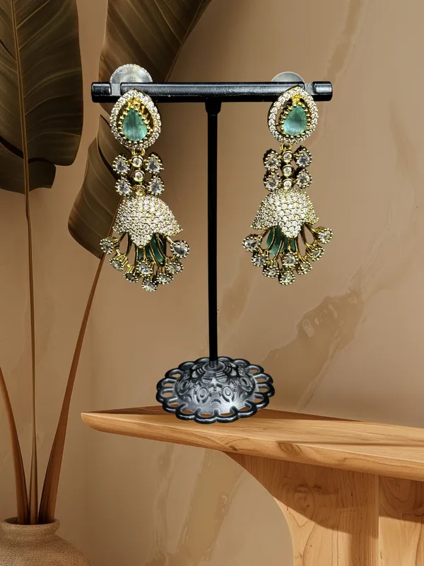 Matte_Gold_American_Diamond_Stone_Earring_Set_For_Women