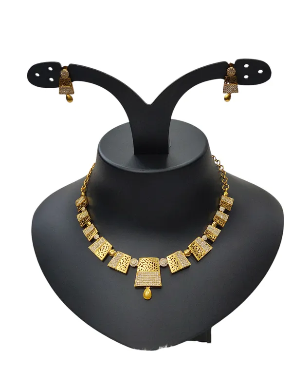 Matt_Gold_American_Diamond_Stone_Necklace_with_Earring_Set_For_Women