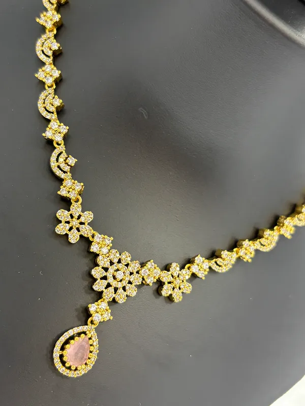 Blush_Bloom_Gold-Plated_Necklace_Set