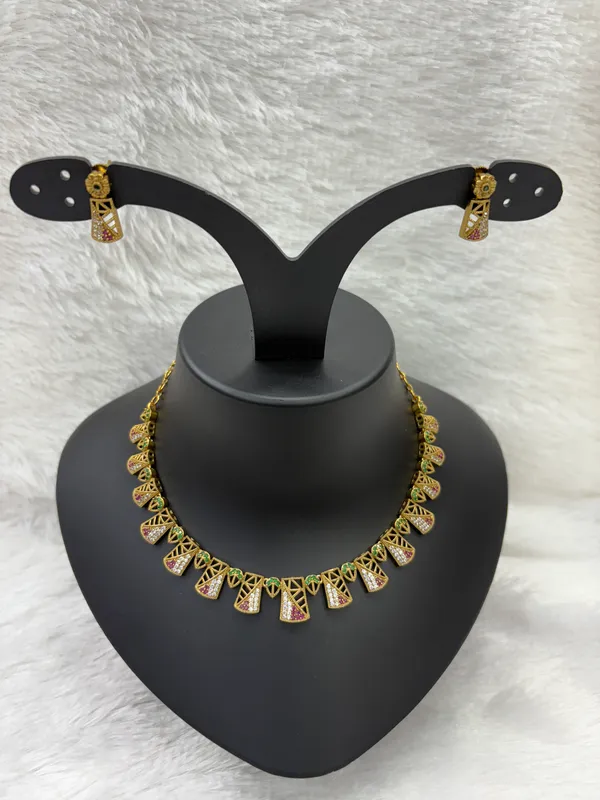 Matt_Gold_American_Diamond_Stone_Necklace_with_Earring_Set_For_Women