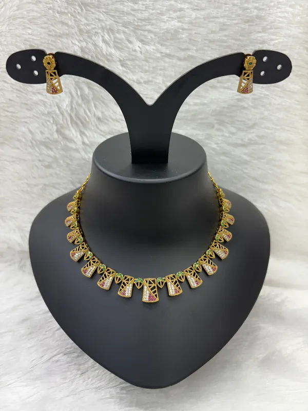 Matt_Gold_American_Diamond_Stone_Necklace_with_Earring_Set_For_Women