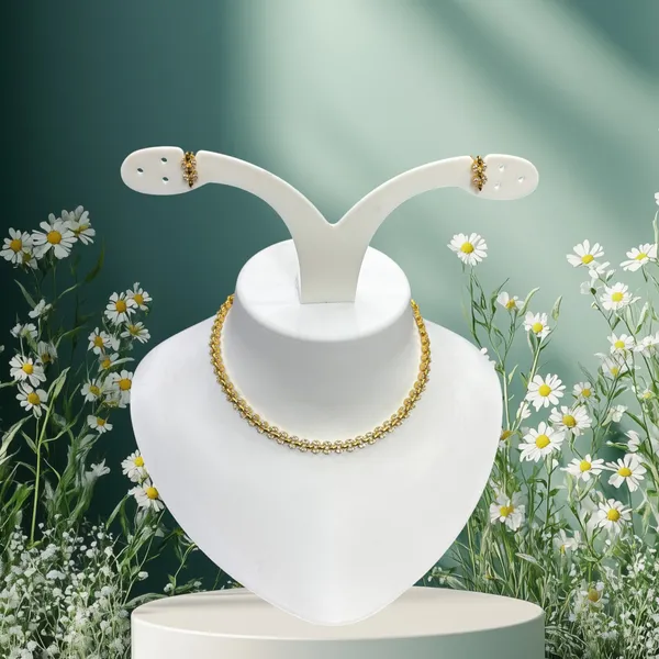 Matt_Gold_Elegant_Floral_Twist_Diamond_Necklace_For_Women