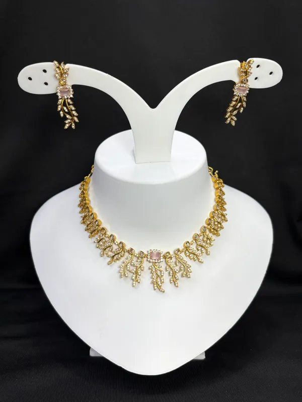 Matt_Gold_Regal_Leaf_Drop_Necklace_Set_For_Women