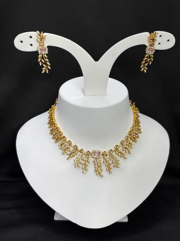 Matt_Gold_Regal_Leaf_Drop_Necklace_Set_For_Women