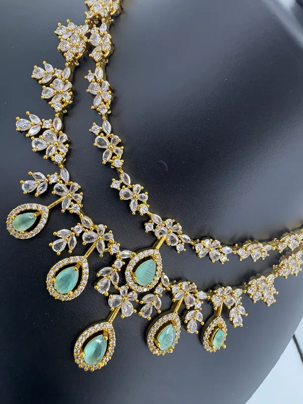 Mint_Blossom_Necklace_Set