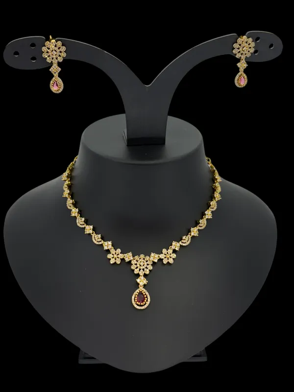 Ruby_Royale_Gold-Plated_Necklace_Set