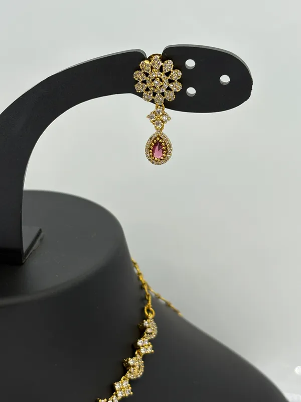 Ruby_Royale_Gold-Plated_Necklace_Set