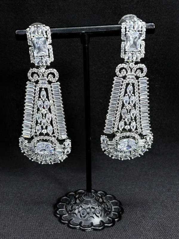 Silver_American_Diamond_Stone_Earring_Set_For_Women