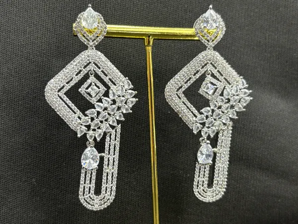 Silver_American_Diamond_Stone_Earring_Set_For_Women