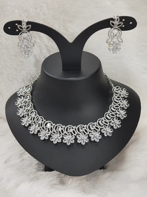 Silver_Tone_American_Diamond_Stone_Necklace_with_Earring_Set_For_Women