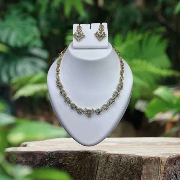Mint_Grace_Crystal_Leaf_Necklace_with_Earring_Set_For_Women