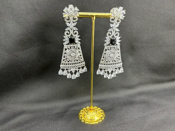 Deep_Black_Jet_American_Diamond_Stone_Earring_Set_For_Women