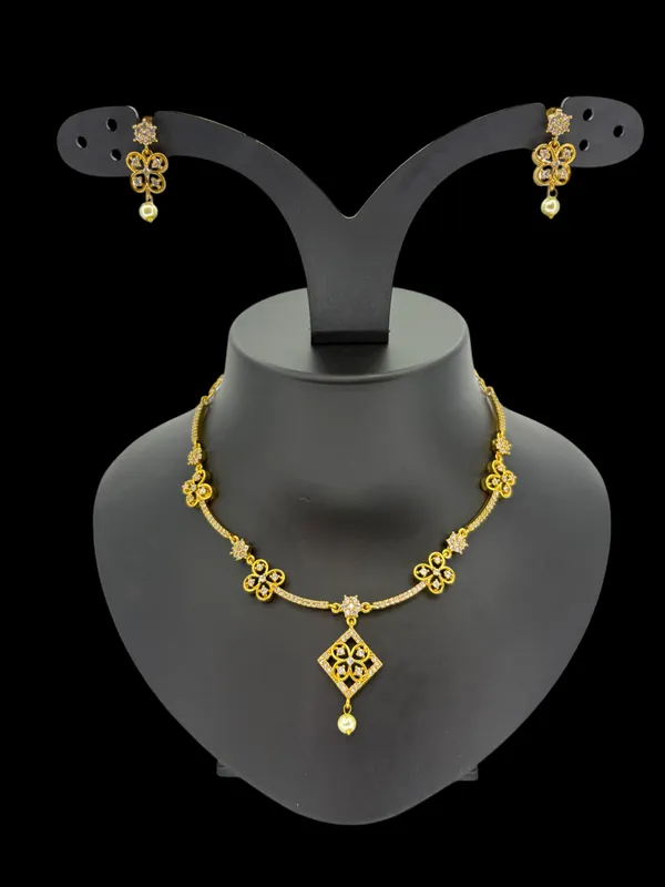 Crystal_Bloom_Elegance_Set