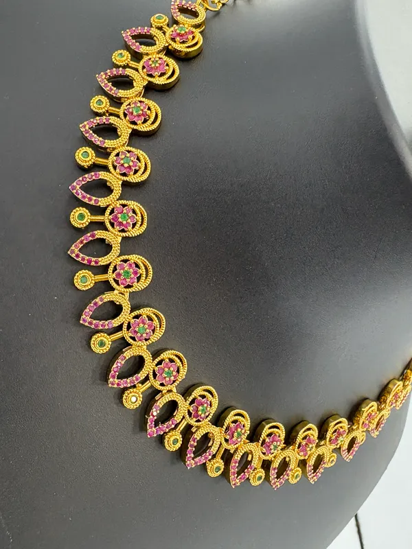 Elegant_Gold-Plated_Ruby_and_Green_Stone_Necklace_Set_with_Heart-Shaped_Earrings