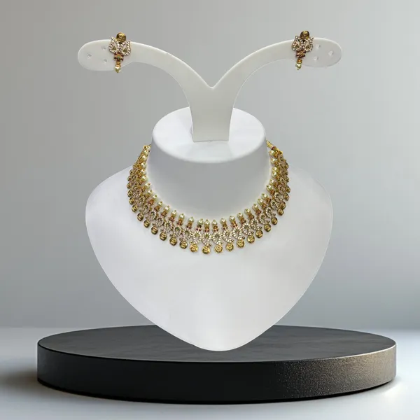 Matt_Gold_Regal_Pearl_Temple_Choker_Set_For_Women
