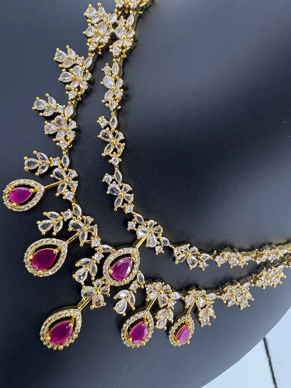 Royal_Ruby_Leaf_Necklace_Set